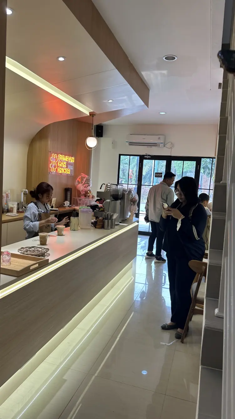 Ini Kopi Ulon - Ruko Hollywood, Jababeka 3