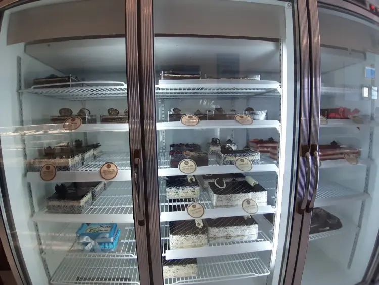 Chocolicious Cake & Cookies - Pettarani 3