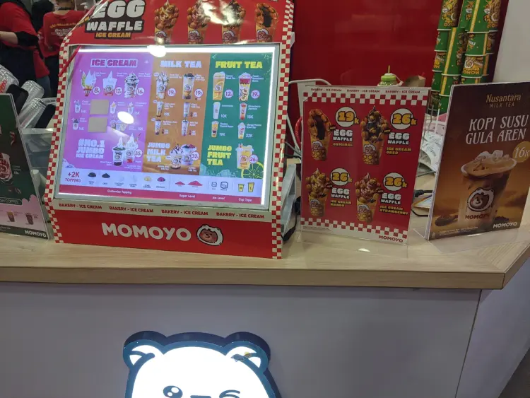 Momoyo Ice Cream & Fruit Tea - Perintis Kemerdekaan 9