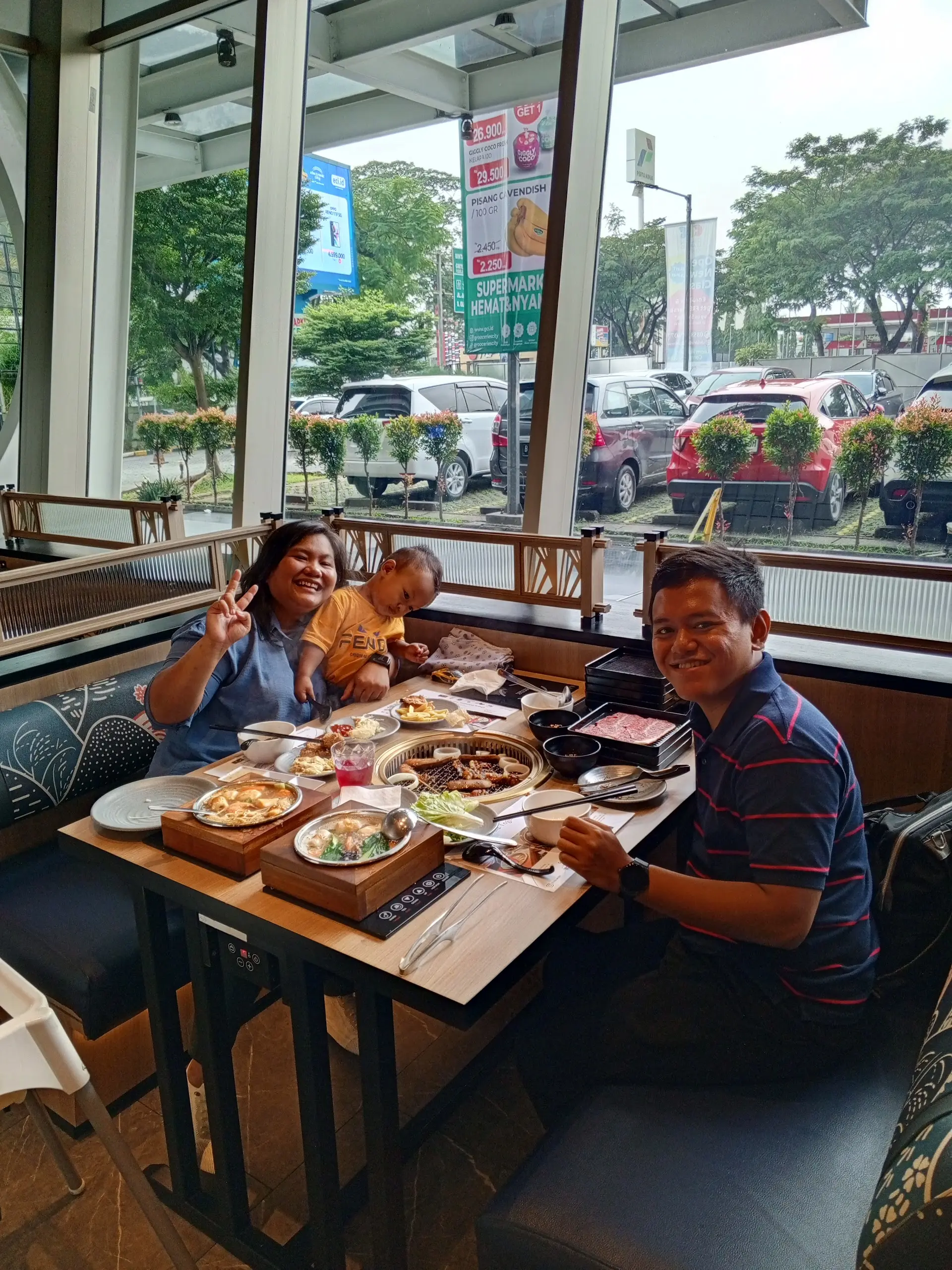 This Alam Sutera buffet has a perfect 5.0 Google rating, and the BBQ is WAY better than the hotpot 2