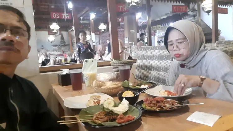 Kampung Kecil Depok Sawangan 6