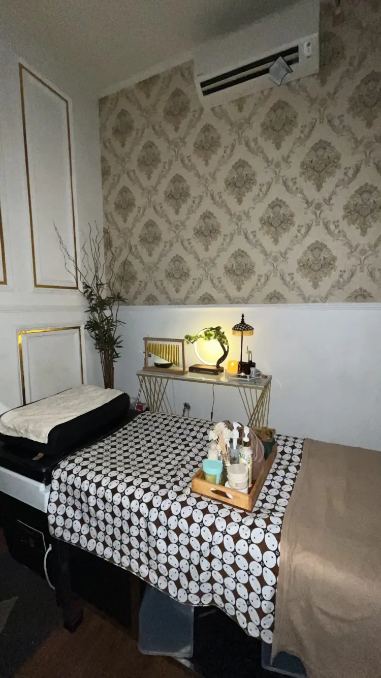 Florence Beauty Salon & Japanese Head Spa 1