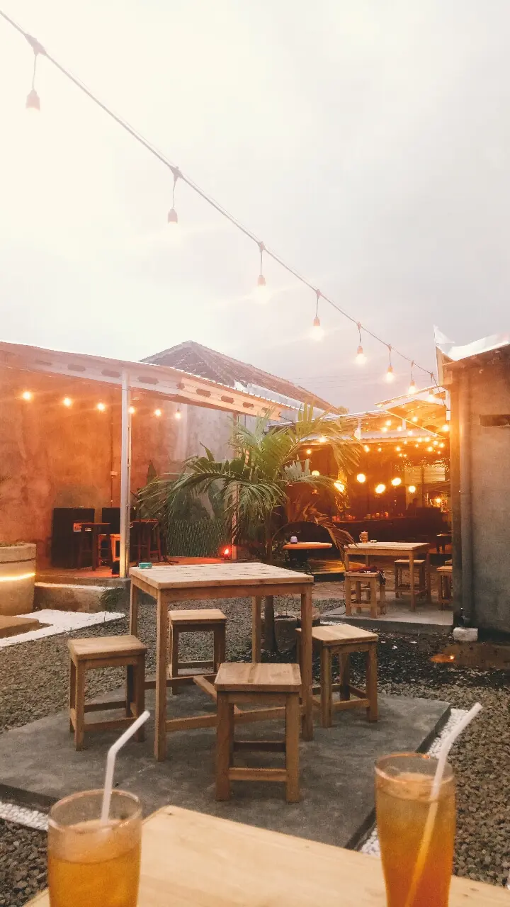 Kawula Angkringan & Coffee 9