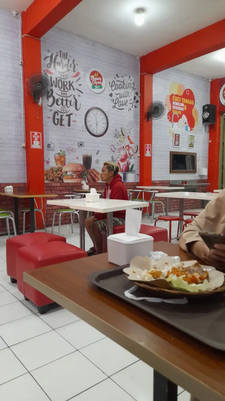 Ayam Geprek Sa'i Wates 9