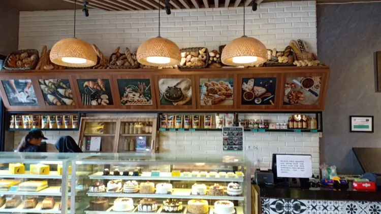 • JON'S boulangerie patisserie 2