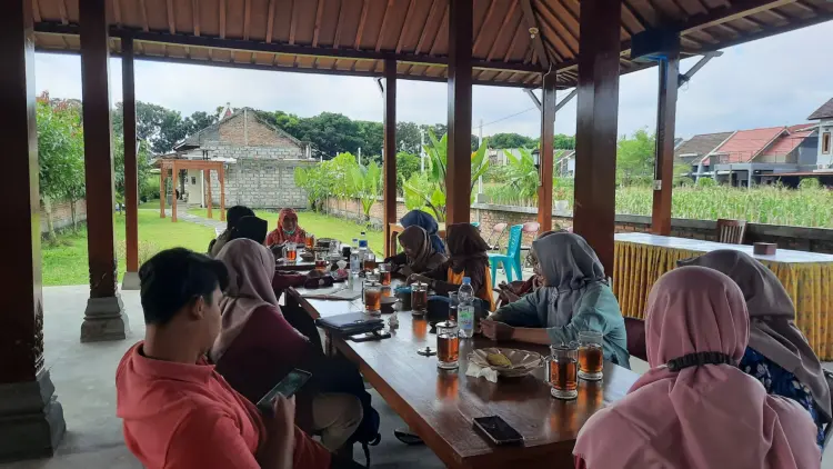 Ketingan Resto & Coffee 10