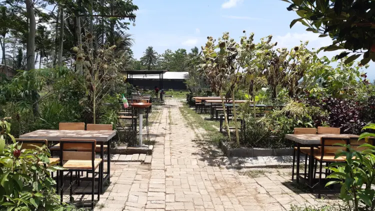 WARUNG PAK UNTUNG SANAN REJO 1