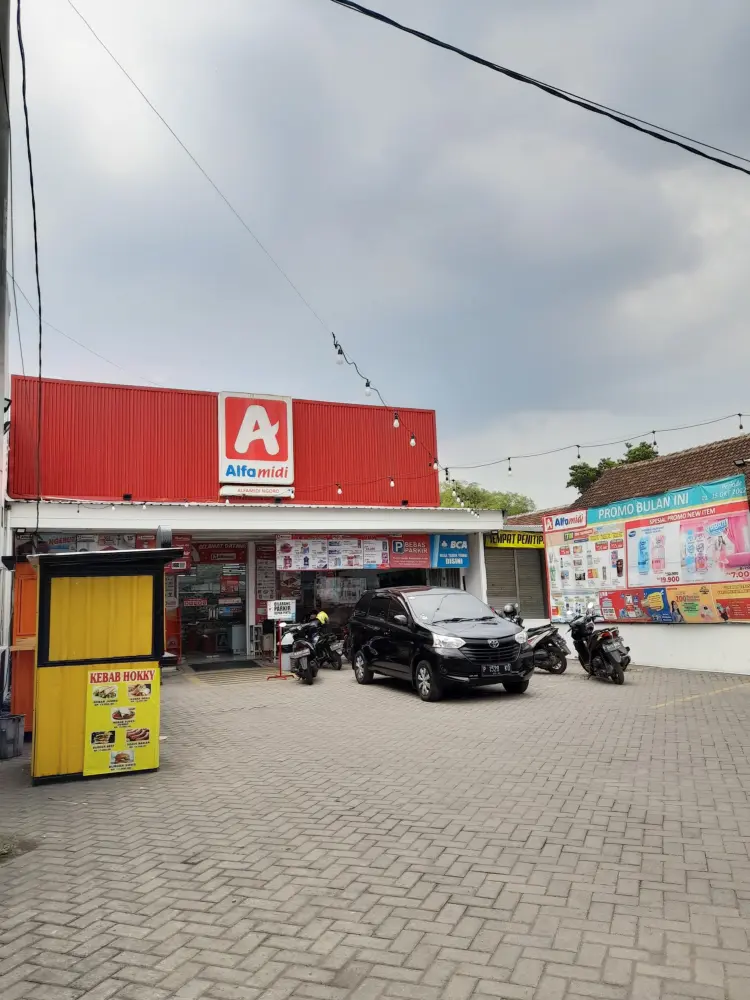 Alfamart 1