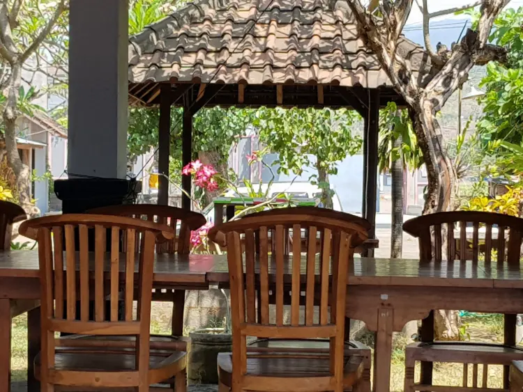 Warung Ikan Bakar Xenia 1