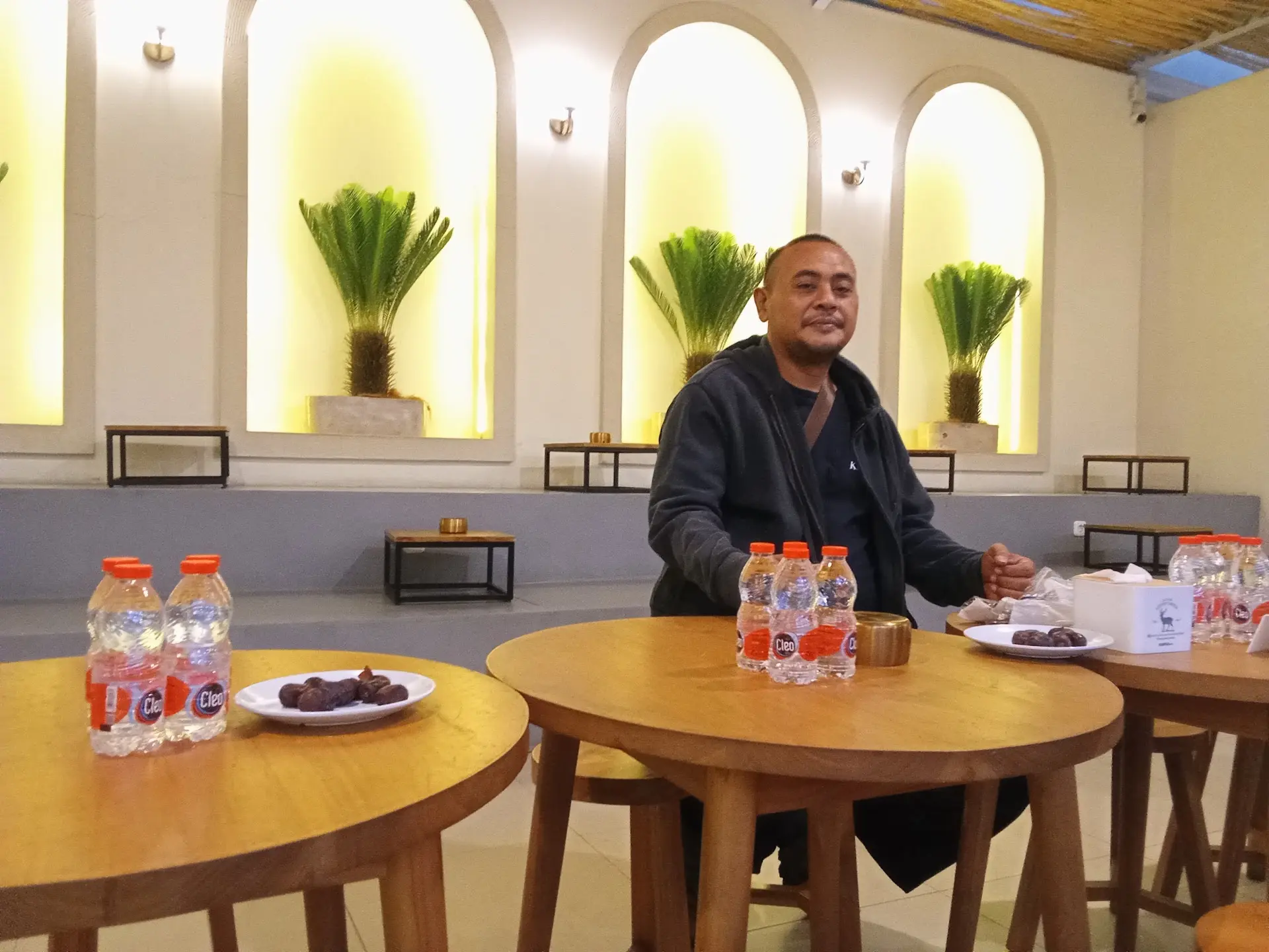 Warga Jaktim, merapat! Ada spot Nongkrong baru nih deket rumah 2