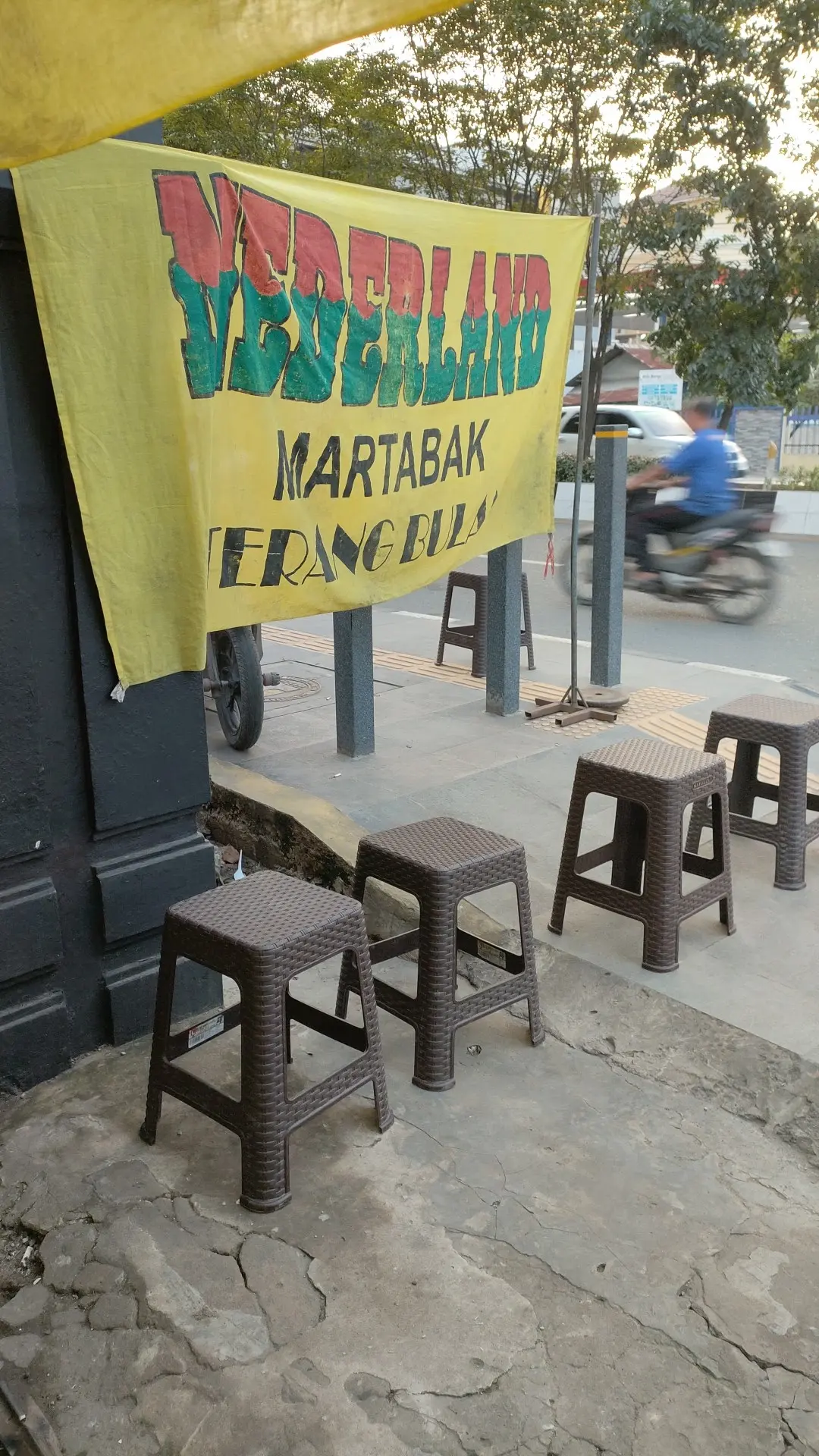 三马林达这家路边摊,吵到点单靠吼,居然要反向输出到荷兰? 4