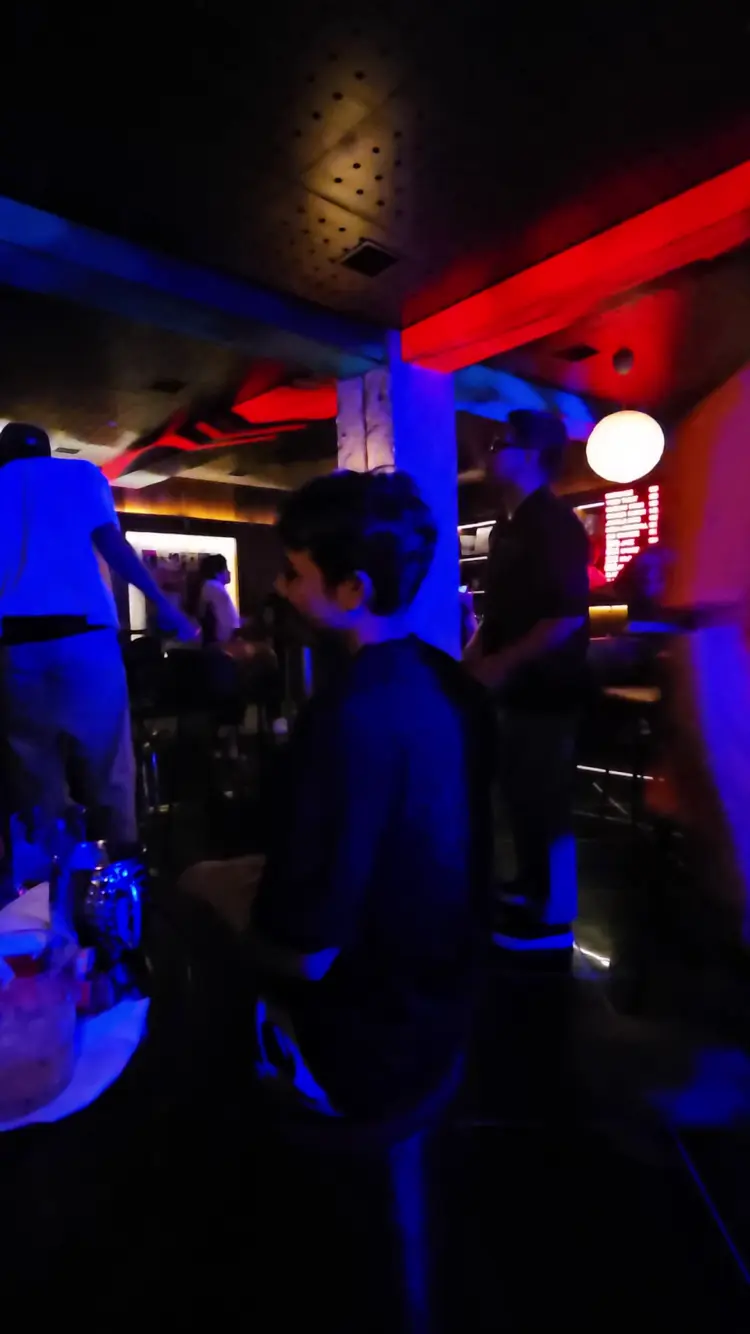 BEBOP Bar + Kitchen 8