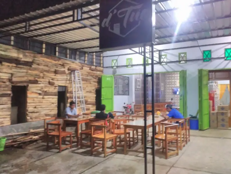 D'tuo Coffee Shop 1