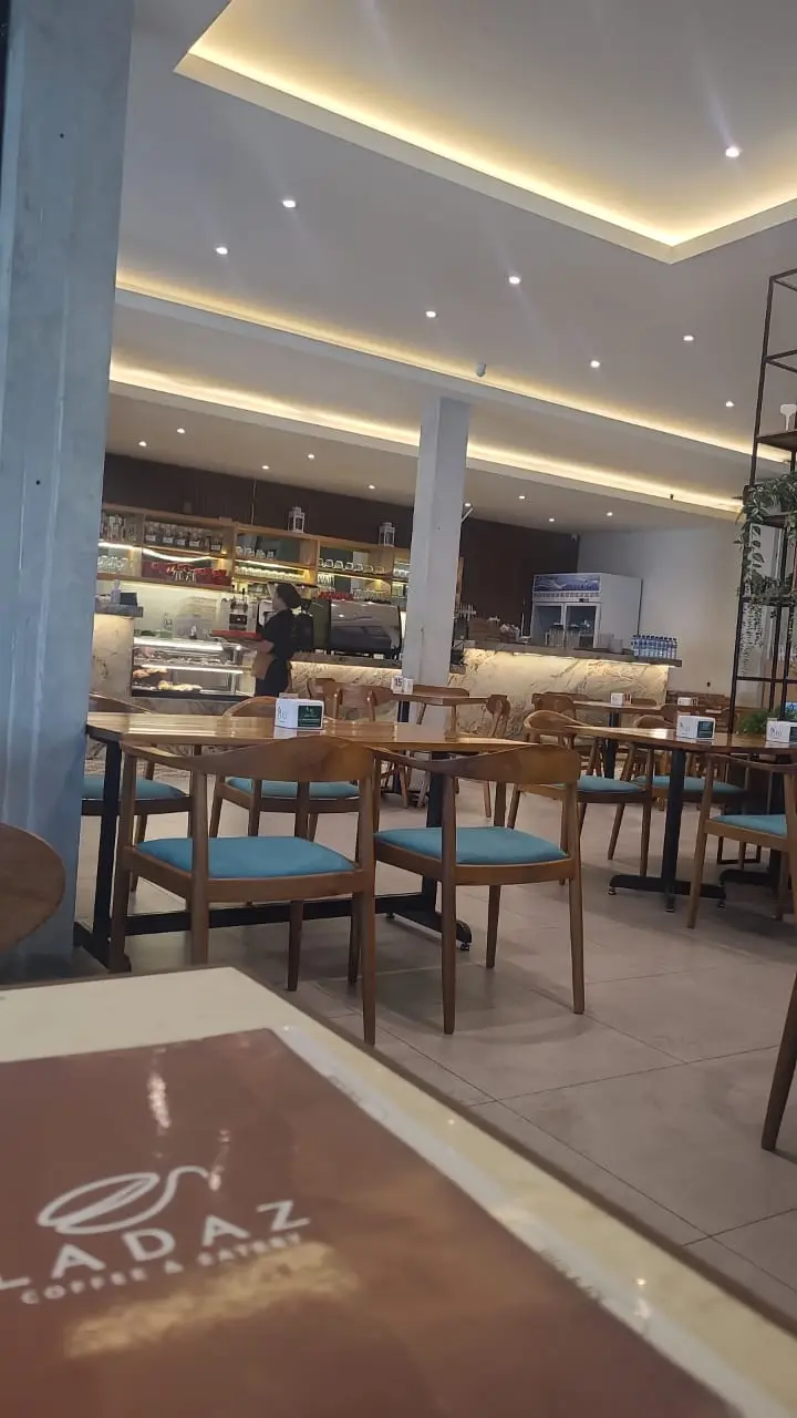 Ladaz Coffee & Eatery 8