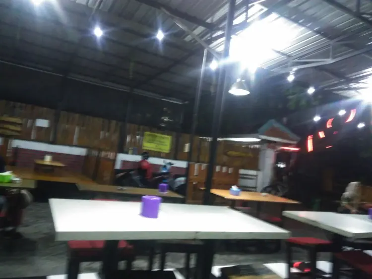 Cengengesan Coffee Shop 6