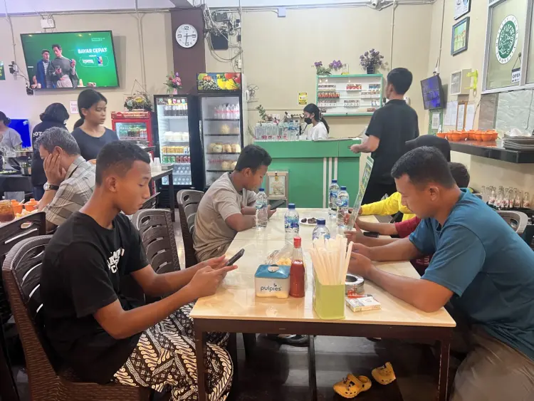 Why is this 4.8-star Batam spot getting slammed online for its terrible service?