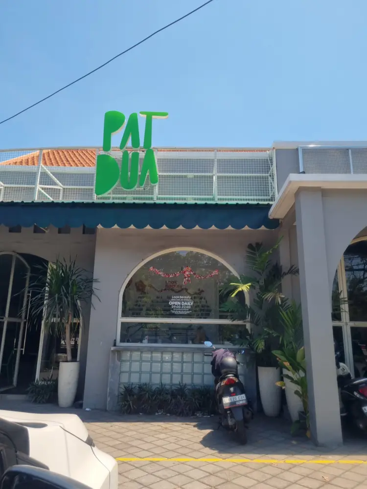 Look Beauty Nail Art Surabaya 1