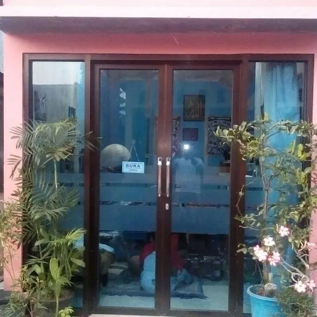 Jamilah Beauty Salon 1