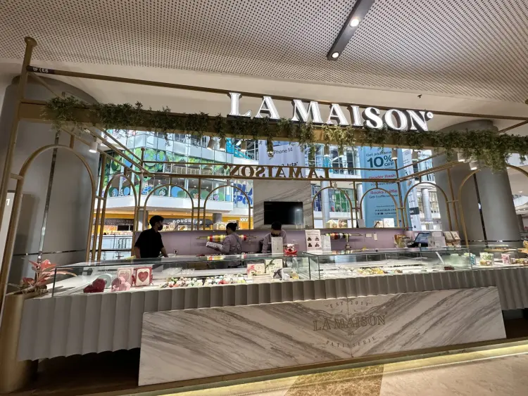 PUTIEN - PIK Avenue Mall 9