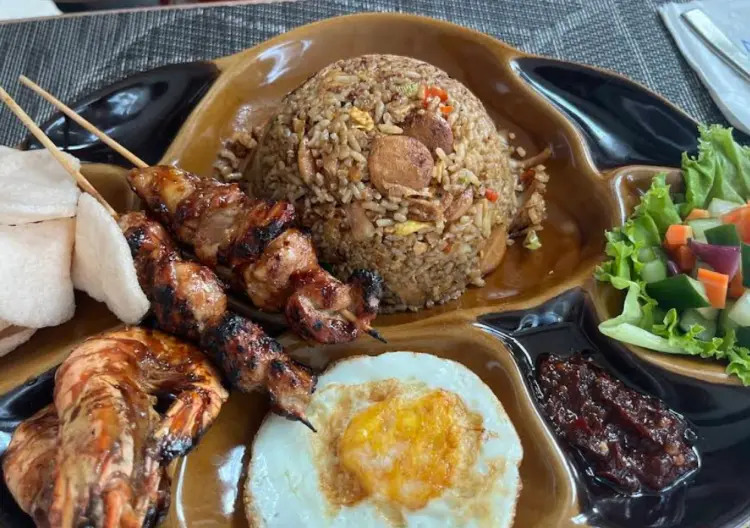 Asoka Restaurant Aston Kartika 1