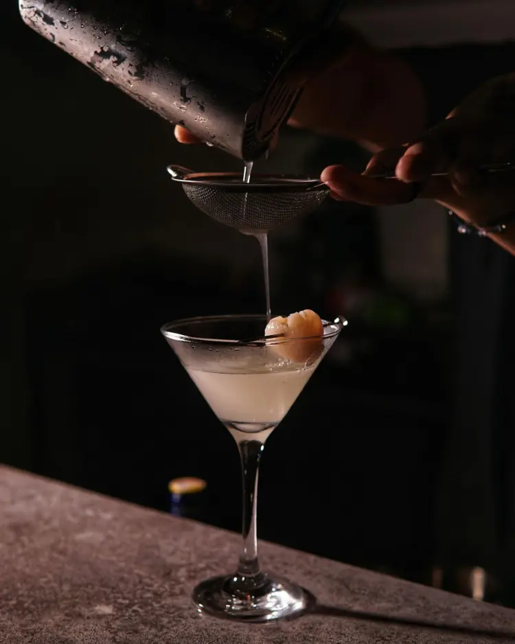 NAKA COFFEE AND COCKTAILS 1